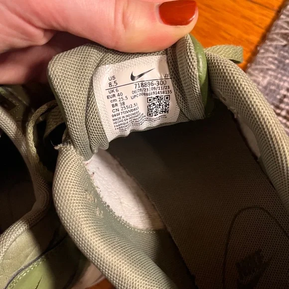 Nike Womens Air Max Command PRM - Picture 4 of 5